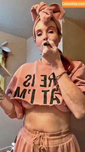 Phoebe Price photo #1191