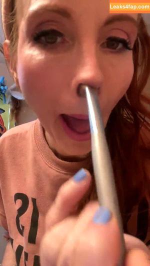 Phoebe Price photo #1207