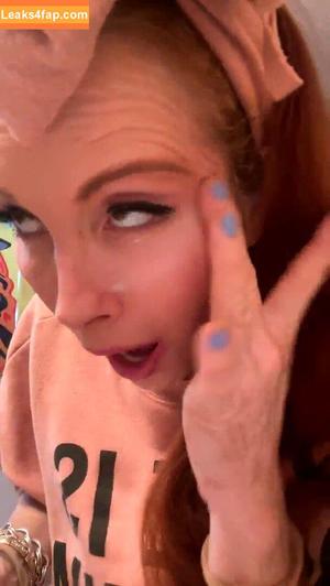 Phoebe Price photo #1212