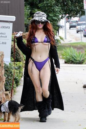 Phoebe Price photo #1358