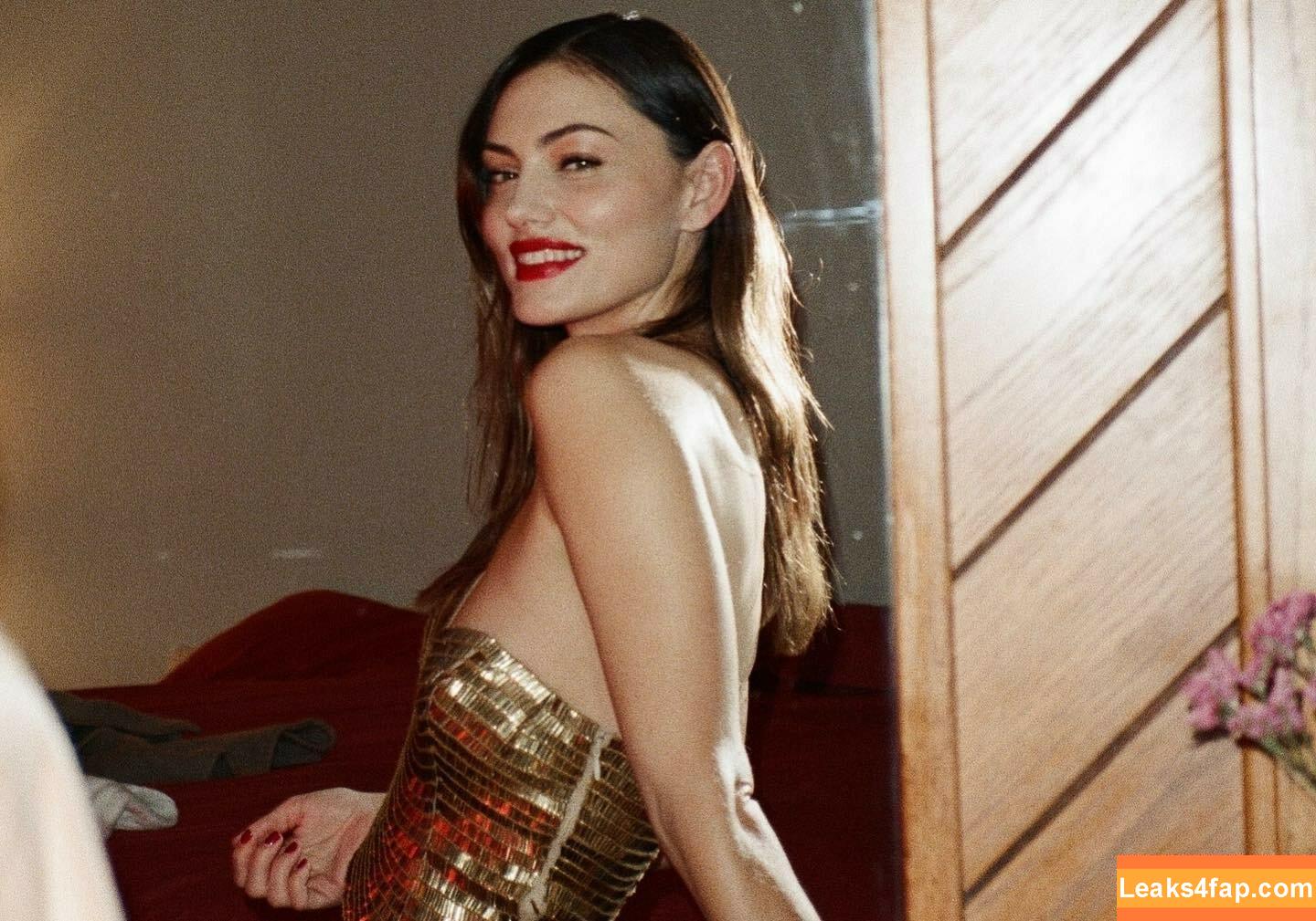 Phoebe Tonkin / phoebejtonkin leaked photo photo #0142