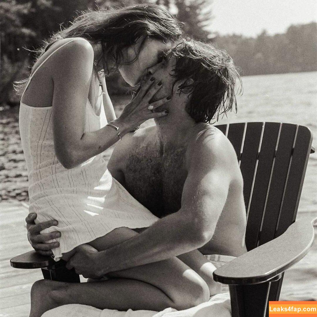 Phoebe Tonkin / phoebejtonkin leaked photo photo #0288