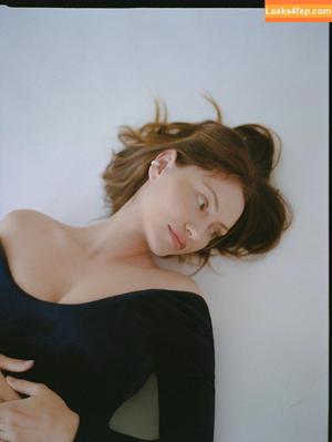 Phoebe Tonkin photo #0477