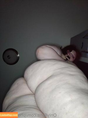 phoebegoth photo #0173