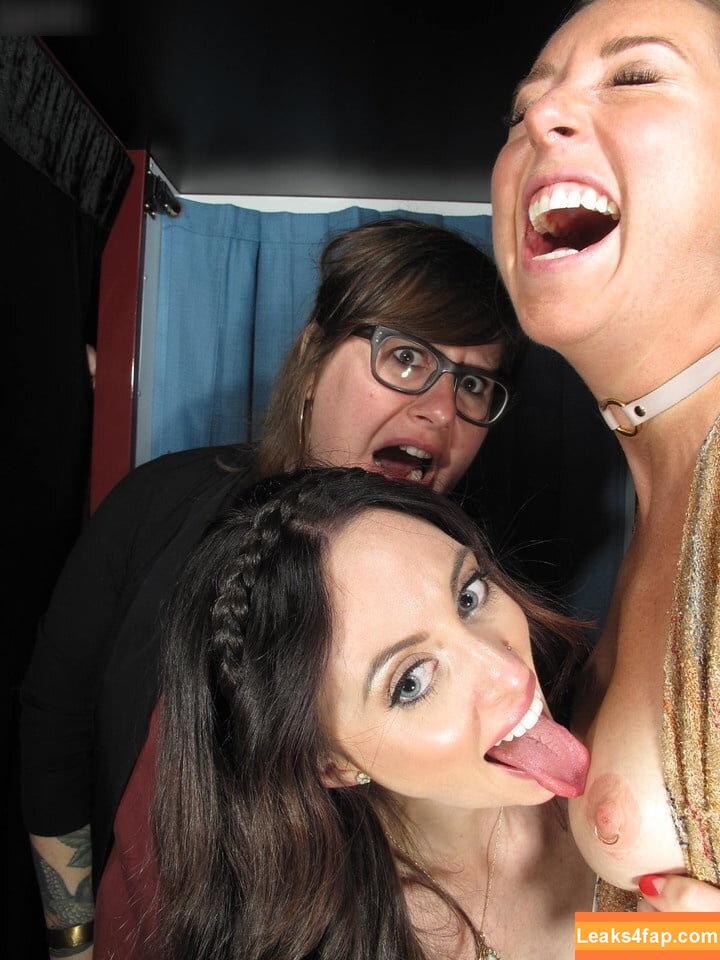 Photobox Flashes /  leaked photo photo #0051