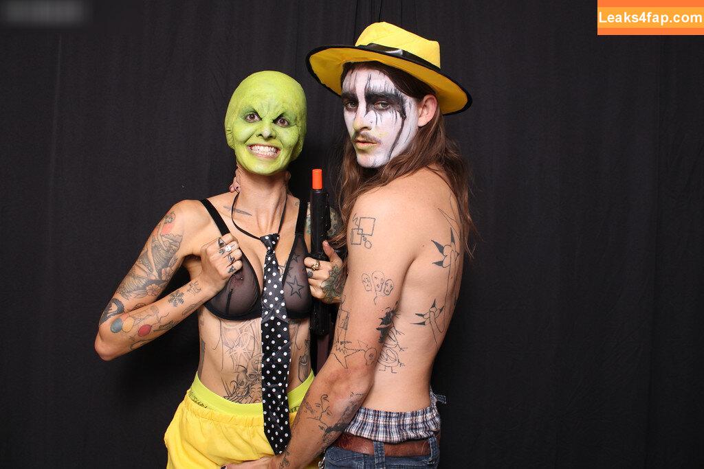 Photobox Flashes /  leaked photo photo #0166