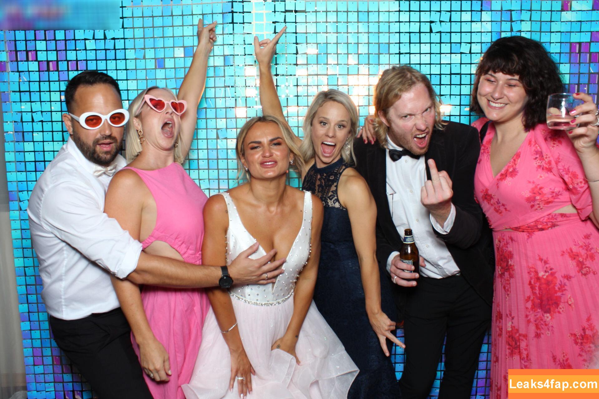 Photobox Flashes /  leaked photo photo #0176