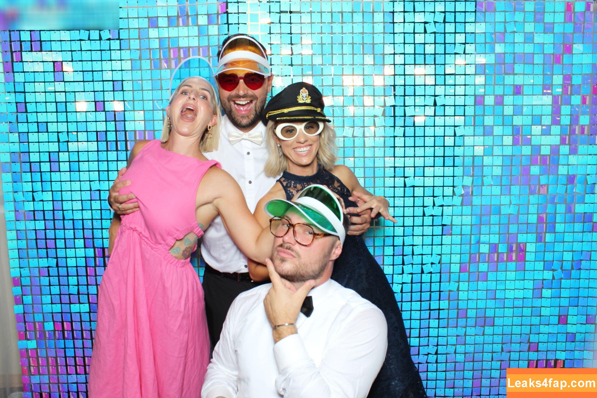 Photobox Flashes /  leaked photo photo #0184