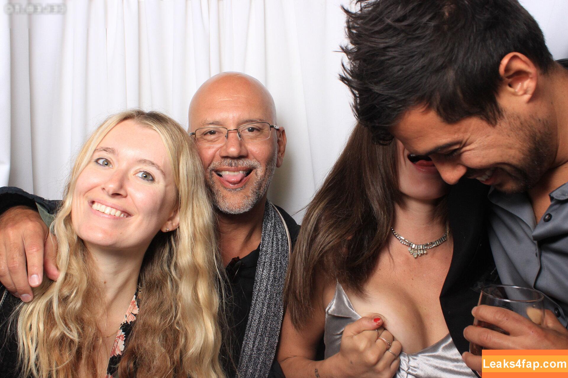 Photobox Flashes /  leaked photo photo #0188