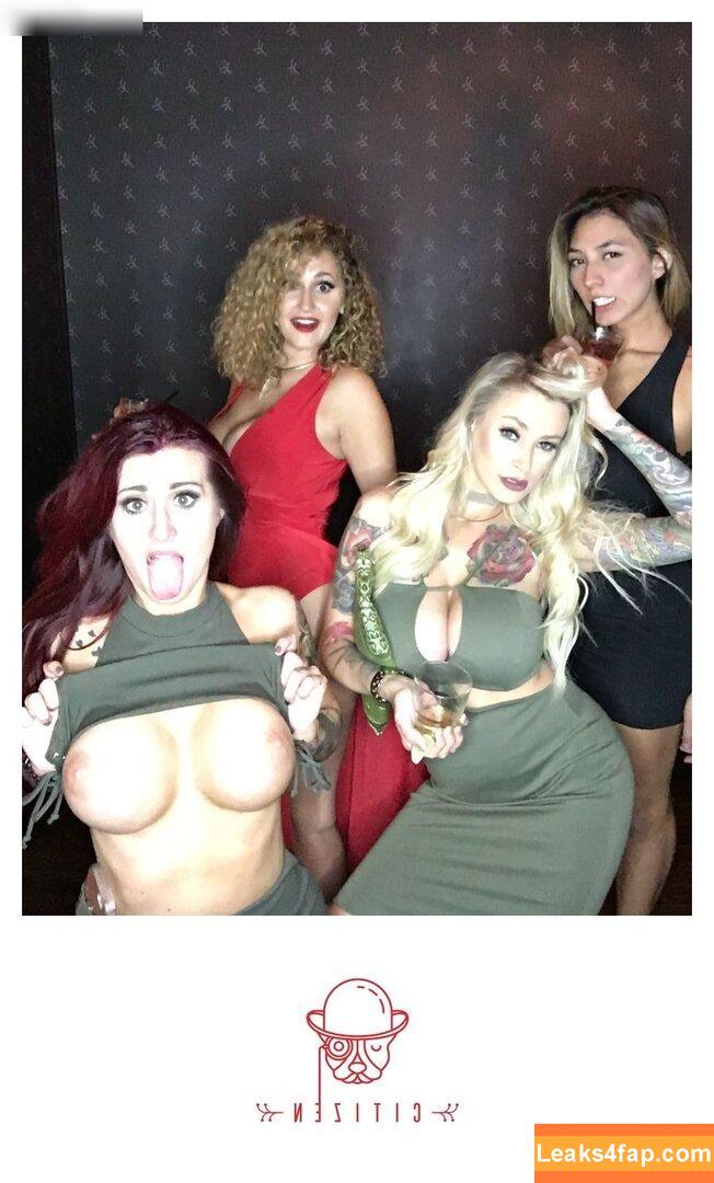 Photobox Flashes /  leaked photo photo #0194