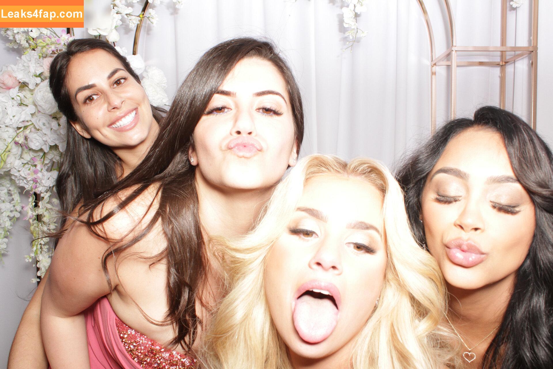 Photobox Flashes /  leaked photo photo #0285