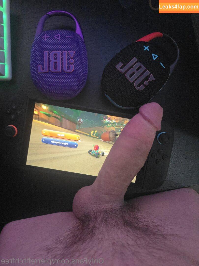 pierrefitchfree / __ffrenchfries__ leaked photo photo #0101