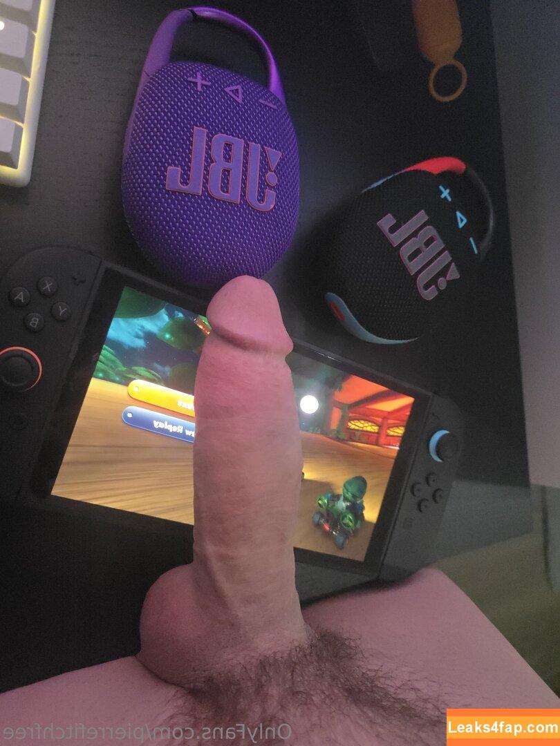 pierrefitchfree / __ffrenchfries__ leaked photo photo #0102
