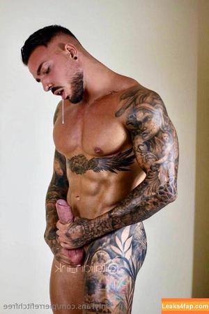 pierrefitchfree photo #0096