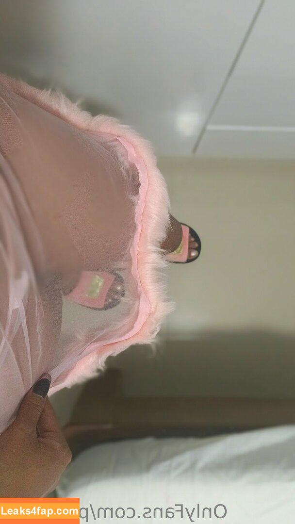 pink_lucy /  leaked photo photo #0123