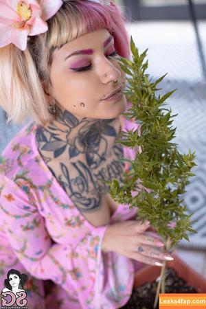 Pink Suicide фото #0137