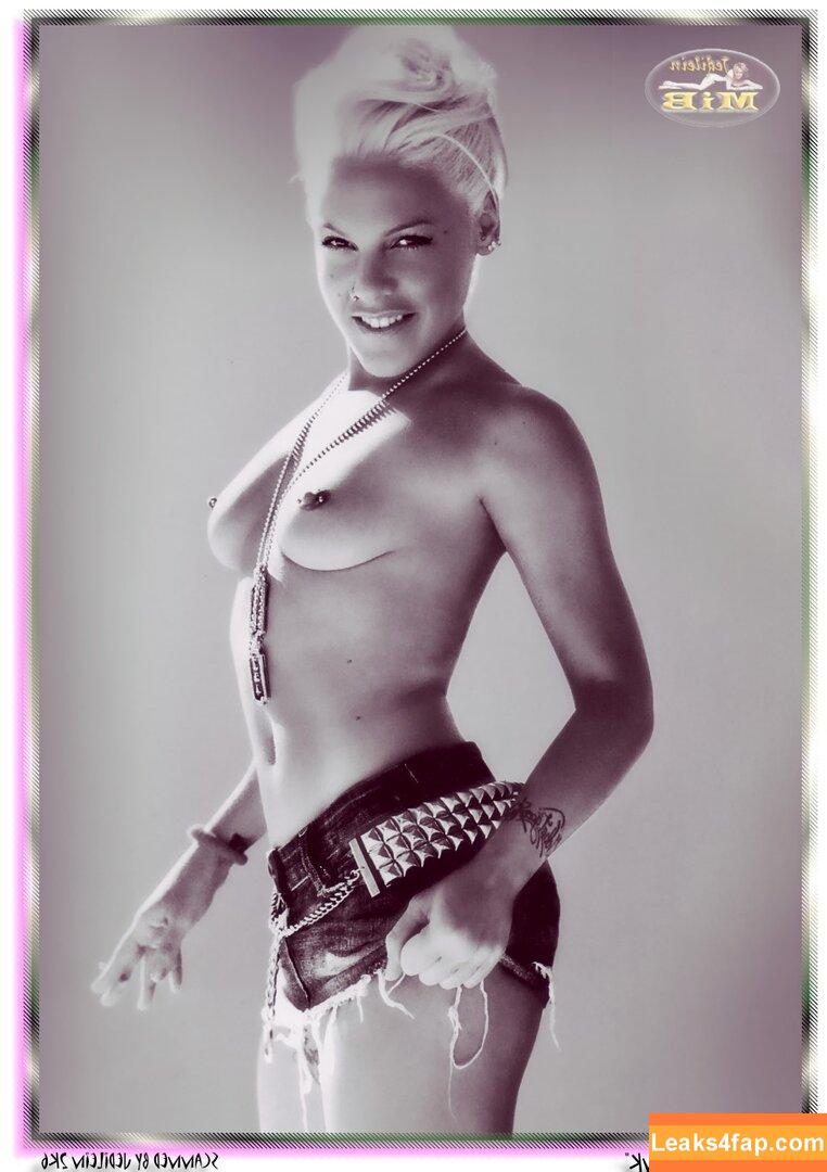 Pink / Alecia Beth Moore / pinksuicide слитое фото фото #0060