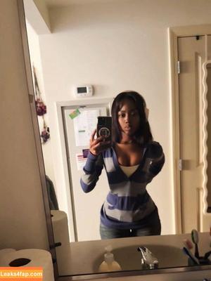 Pinkcellphon фото #0012