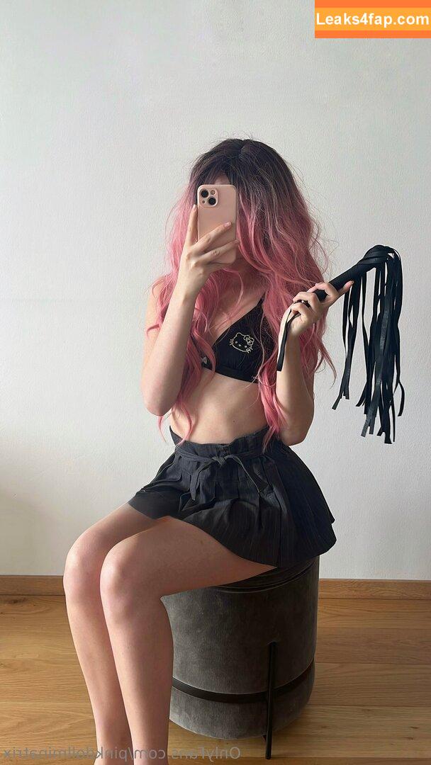 pinkdollminatrix /  leaked photo photo #0019