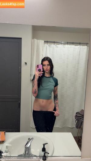 pinkdoorbel photo #0022