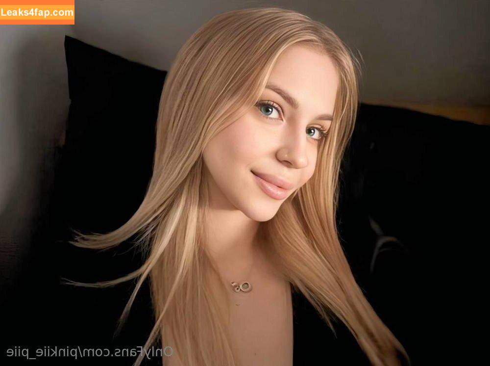 pinkiie_piie / pinkiiee_piiee leaked photo photo #0095