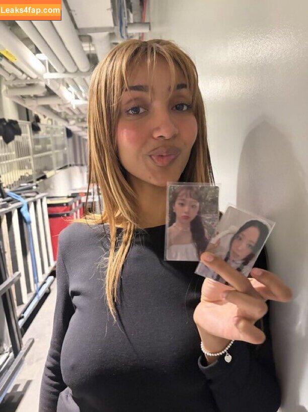 PinkPantheress / aloe_vera leaked photo photo #0079