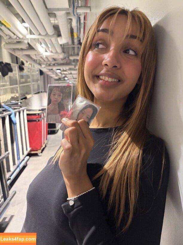 PinkPantheress / aloe_vera leaked photo photo #0080