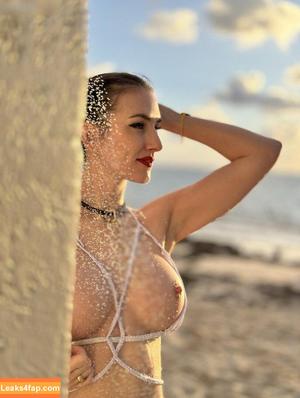 Piper Blush photo #0616