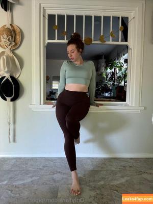 PiperMaePeach photo #0196