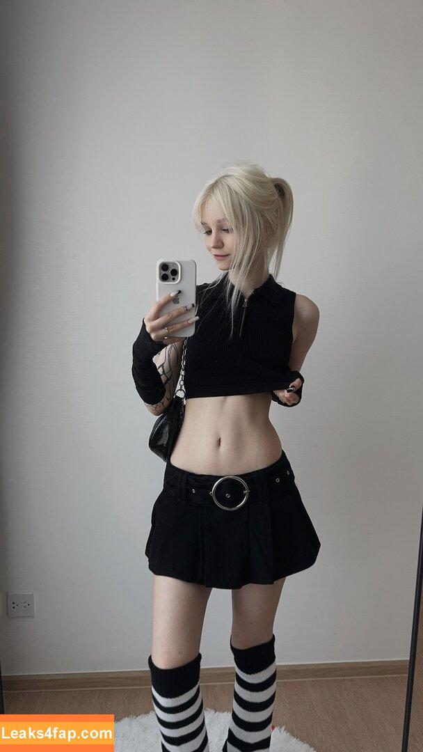 pipsi /  leaked photo photo #0045