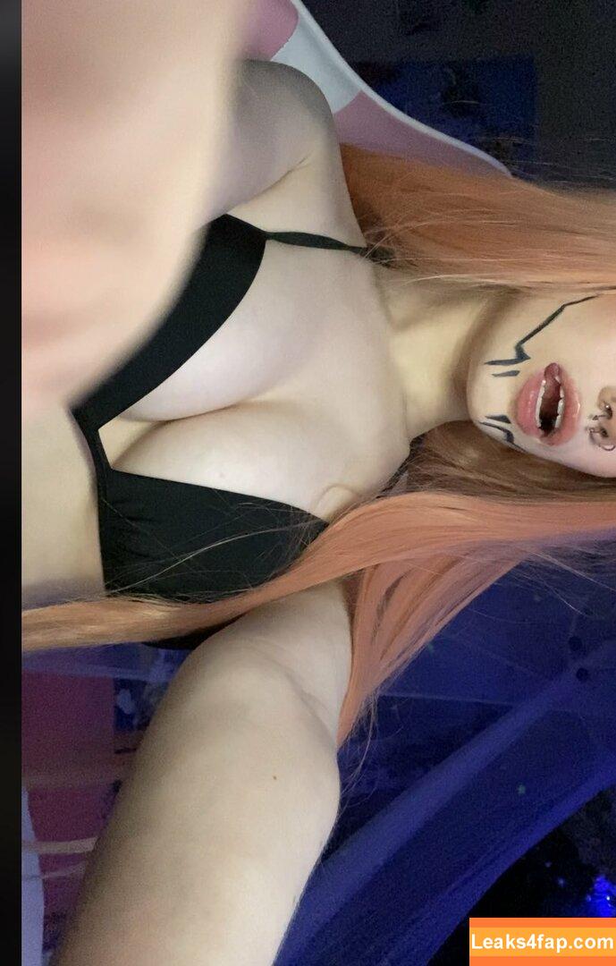 pipssqueakss / https: leaked photo photo #0023