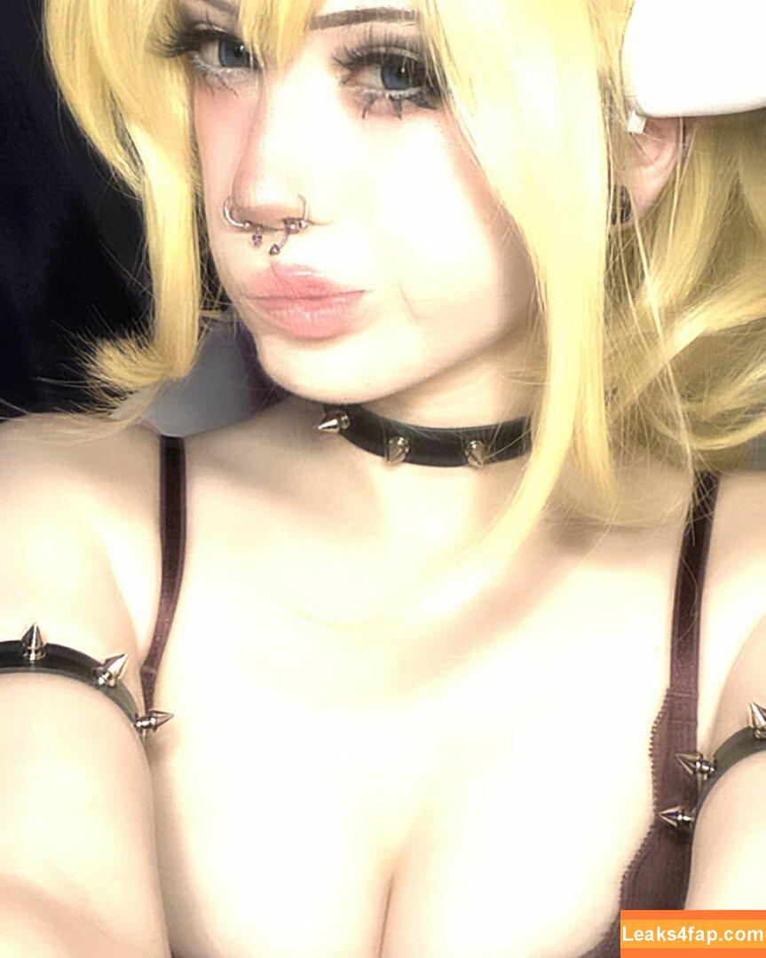 pipssqueakss / https: leaked photo photo #0045