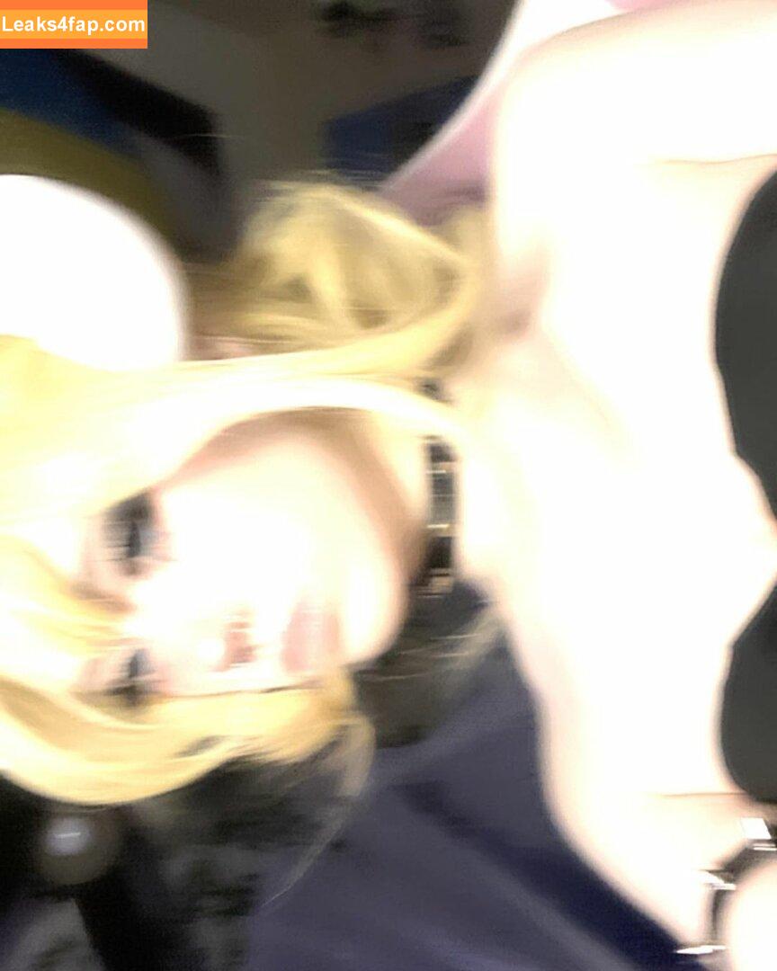 pipssqueakss / https: leaked photo photo #0047
