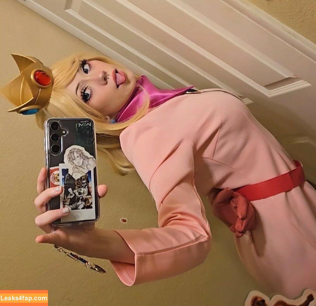 pipssqueakss / https: leaked photo photo #0150