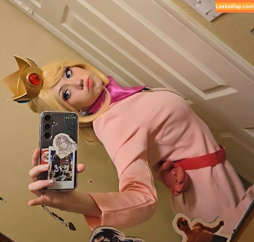 pipssqueakss / https: leaked photo photo #0152