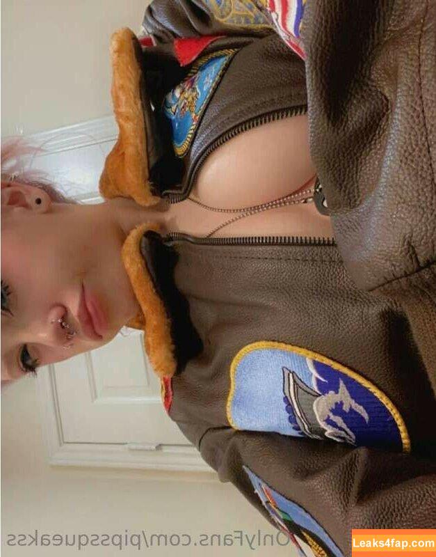 pipssqueakss / https: leaked photo photo #0379