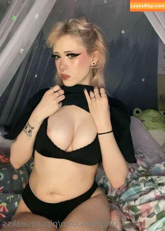 pipssqueakss / https: leaked photo photo #0387
