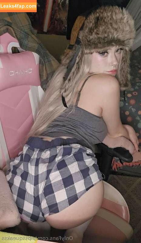 pipssqueakss / https: leaked photo photo #0408