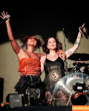 Pitty photo #0094