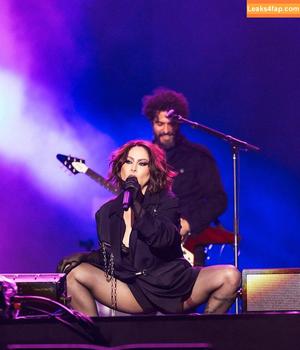 Pitty photo #0121
