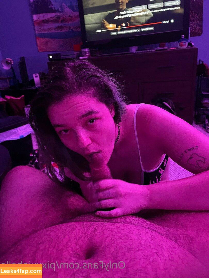 pixxxiebelle / thepixiebelles leaked photo photo #0025