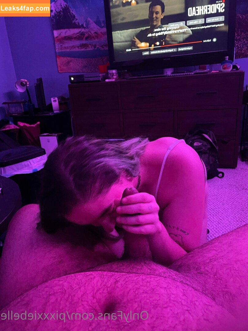 pixxxiebelle / thepixiebelles leaked photo photo #0033