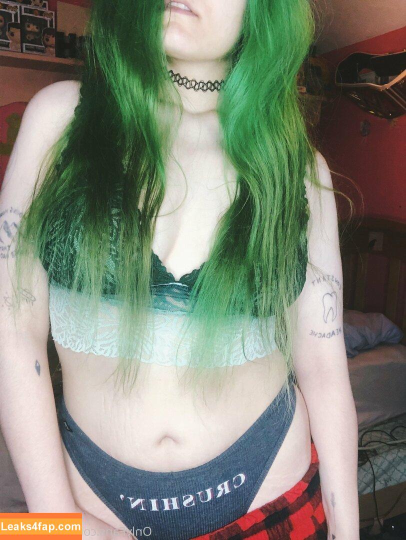 pixxxiebelle / thepixiebelles leaked photo photo #0080