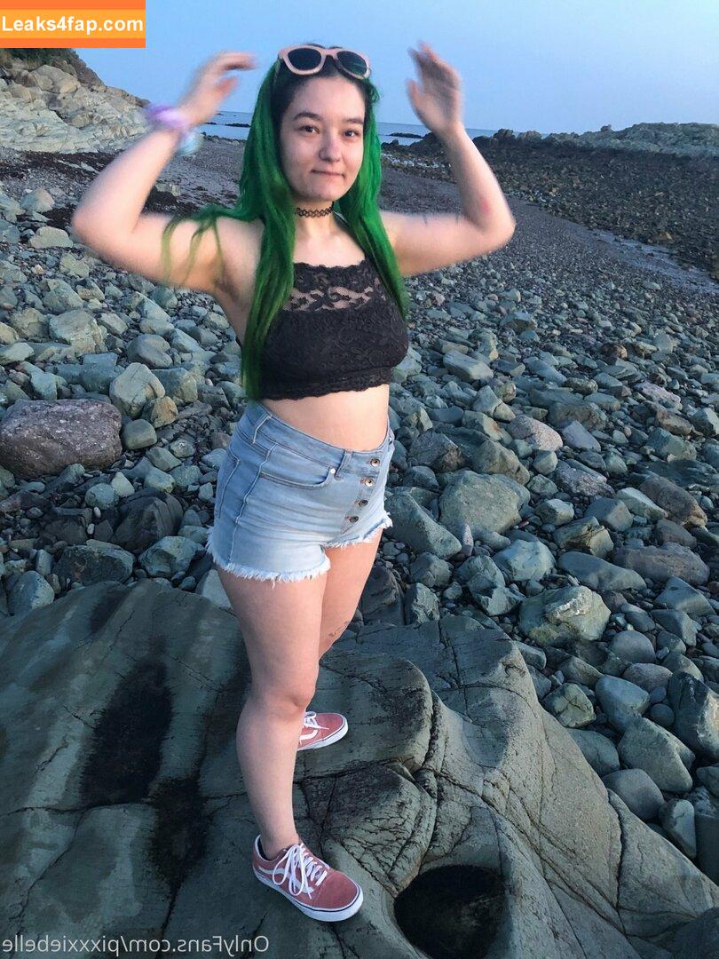 pixxxiebelle / thepixiebelles leaked photo photo #0203