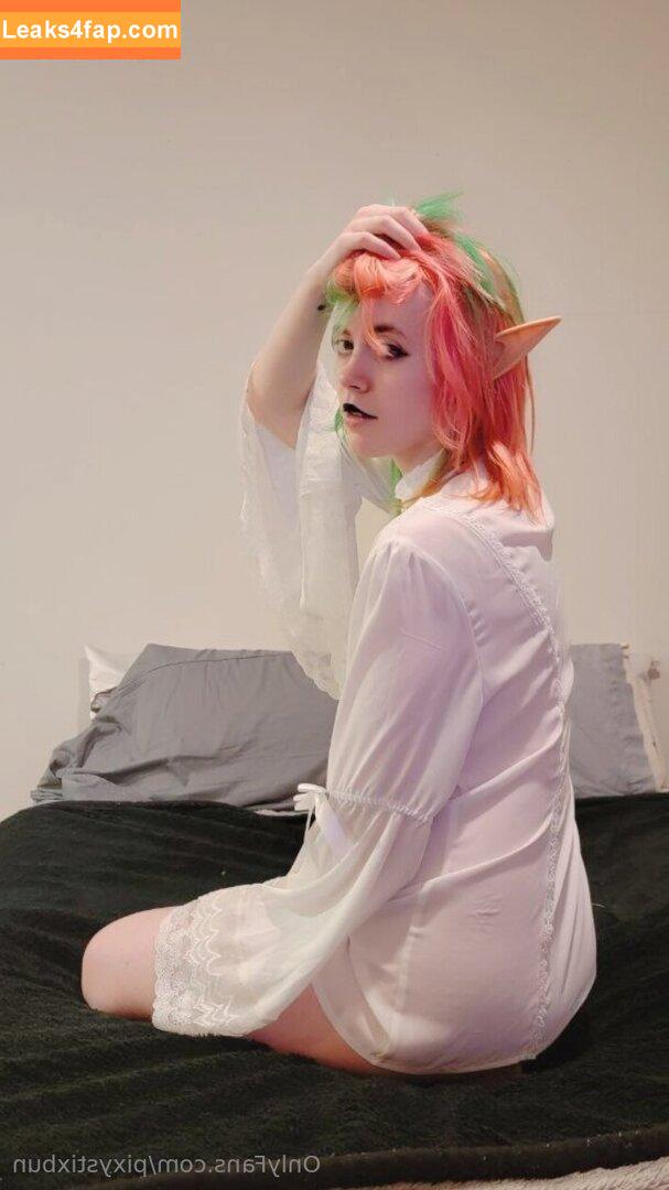 pixystixbun / pixystix.bun leaked photo photo #0006