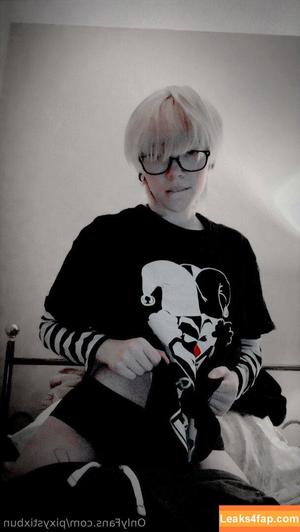 pixystixbun photo #0003