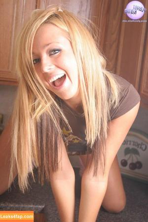 Planet Katie photo #0252