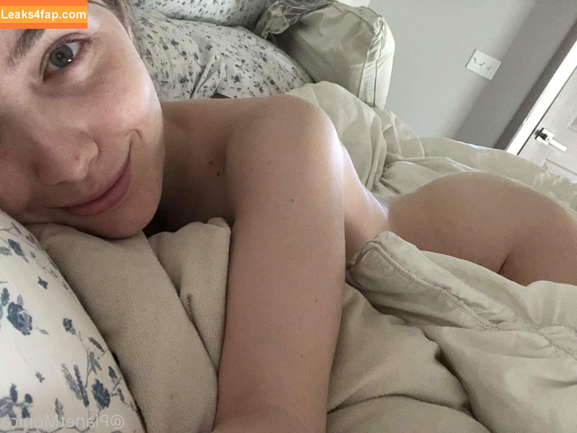 planetmonica /  leaked photo photo #0387