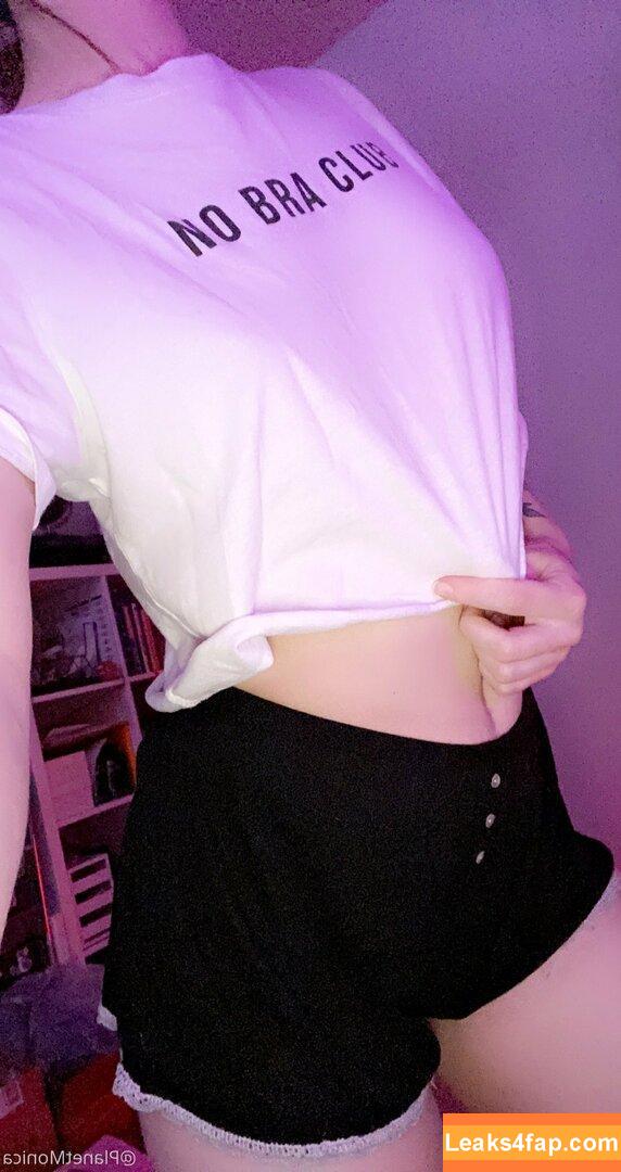 planetmonica /  leaked photo photo #0399