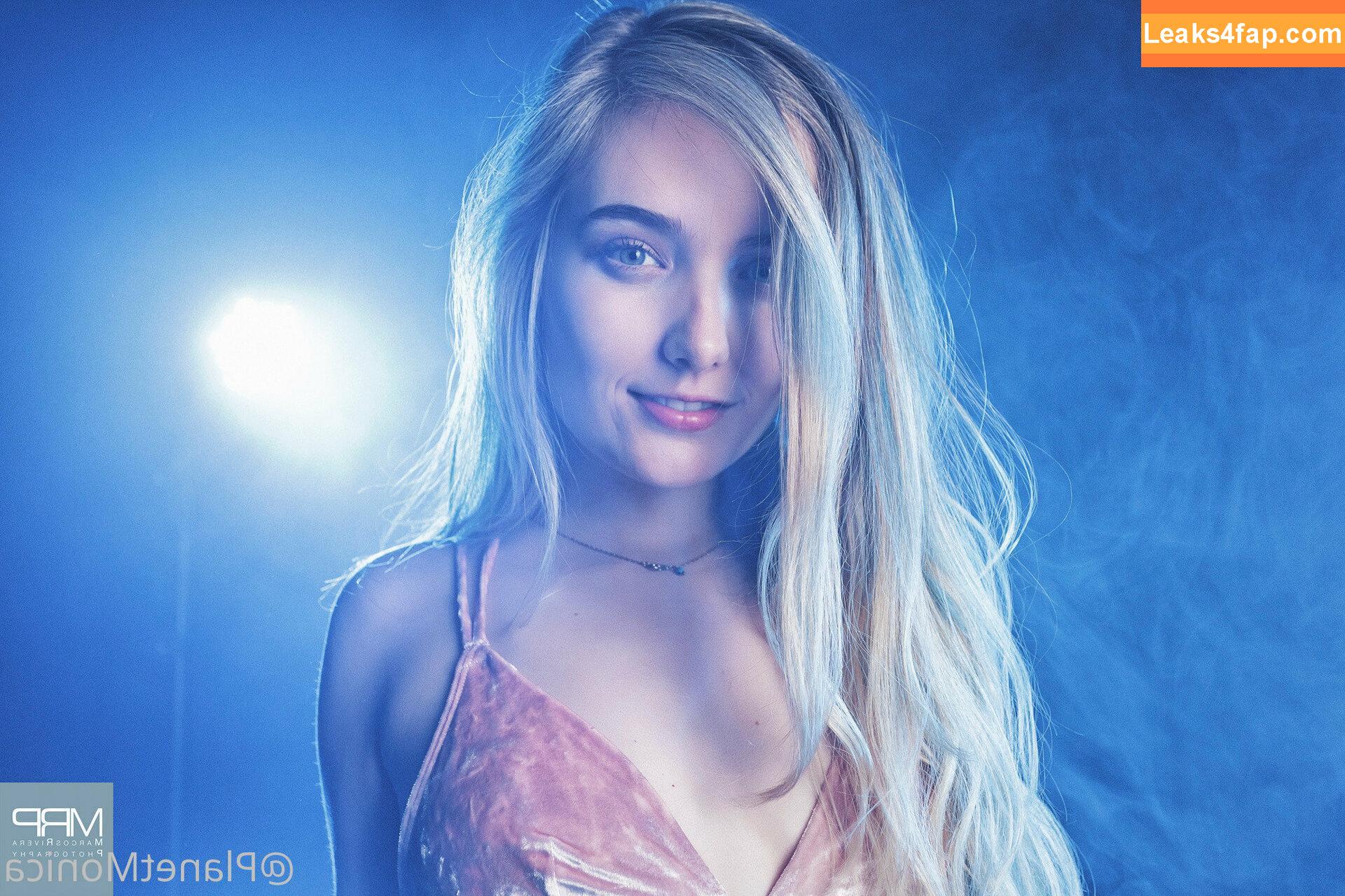 planetmonica /  leaked photo photo #0672